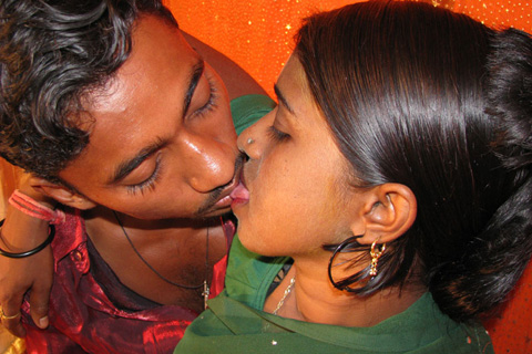 DesiPapa - Indian Sex Get Your Password Now